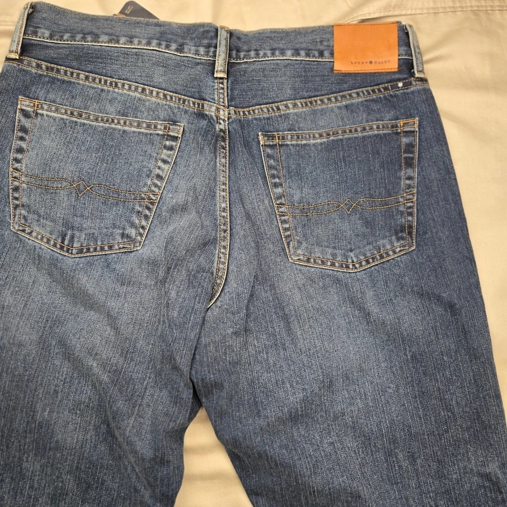 Lucky Brand 181 Relaxed Straight Mens Jeans Blue Denim 34x30 NWT